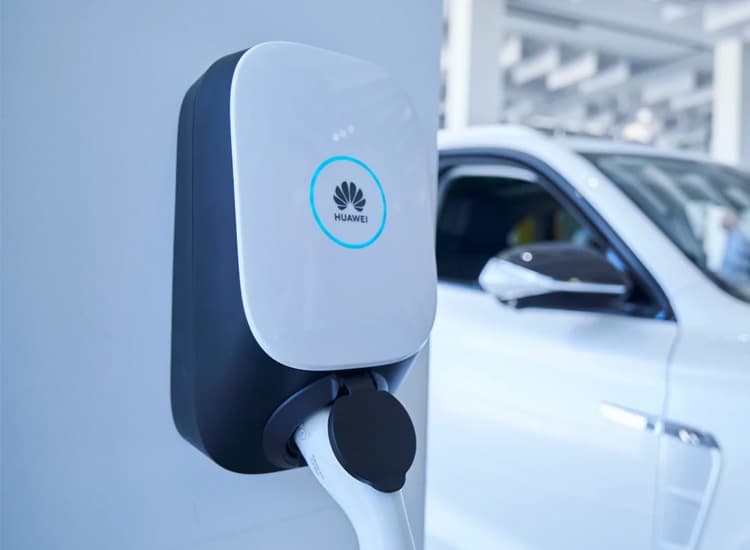Cargador residencial Huawei comercializado por EVTron